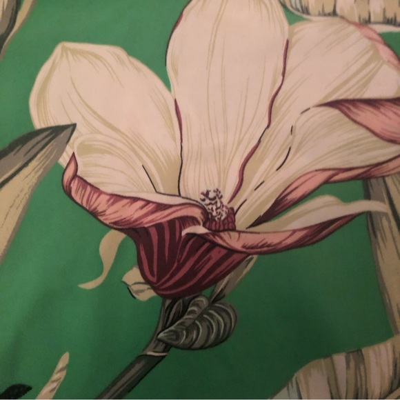 Tropical Ann Taylor, petite tropical flower print top size XXSP beautiful print - Picture 5 of 8